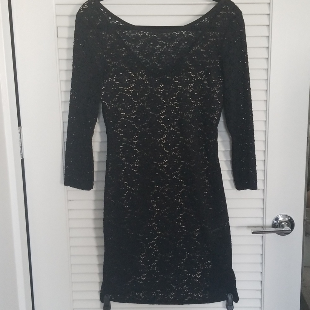 Lace Sweetheart Body Con Dress